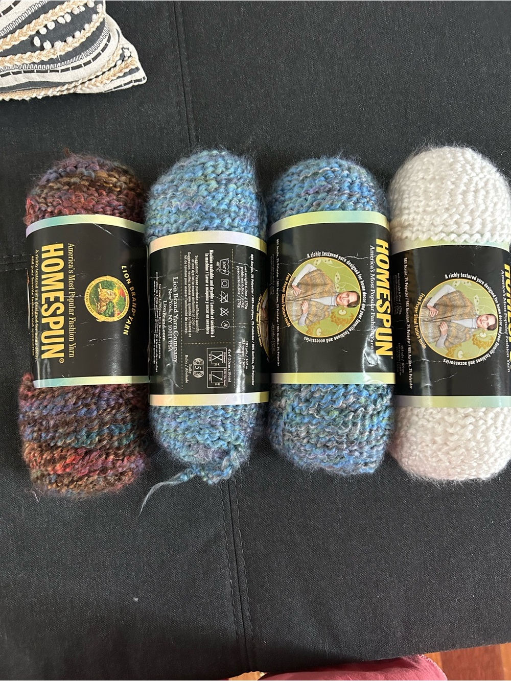 Homespun Chunky Bouclé Yarn Skeins - Multicolor & Cream